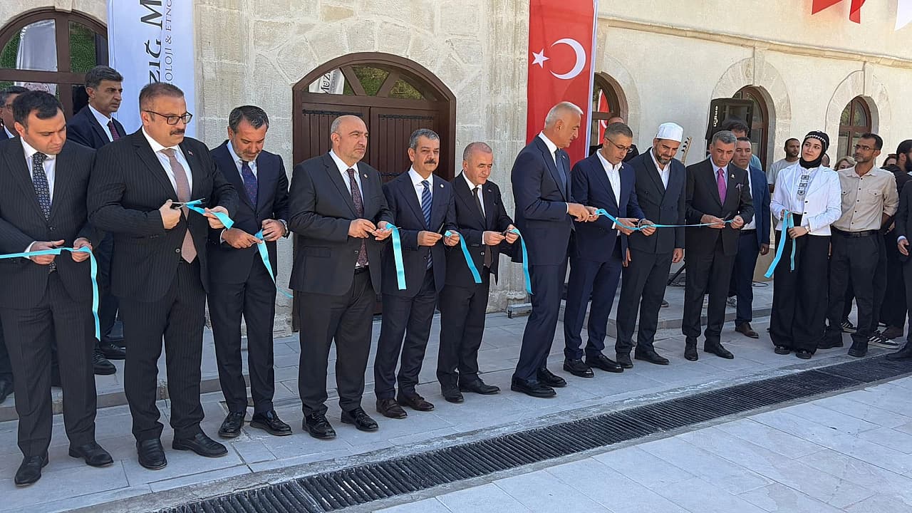 Bakan Ersoy'un Katılımıyla Elazığ Arkeoloji ve Etnografya Müzesi açıldı