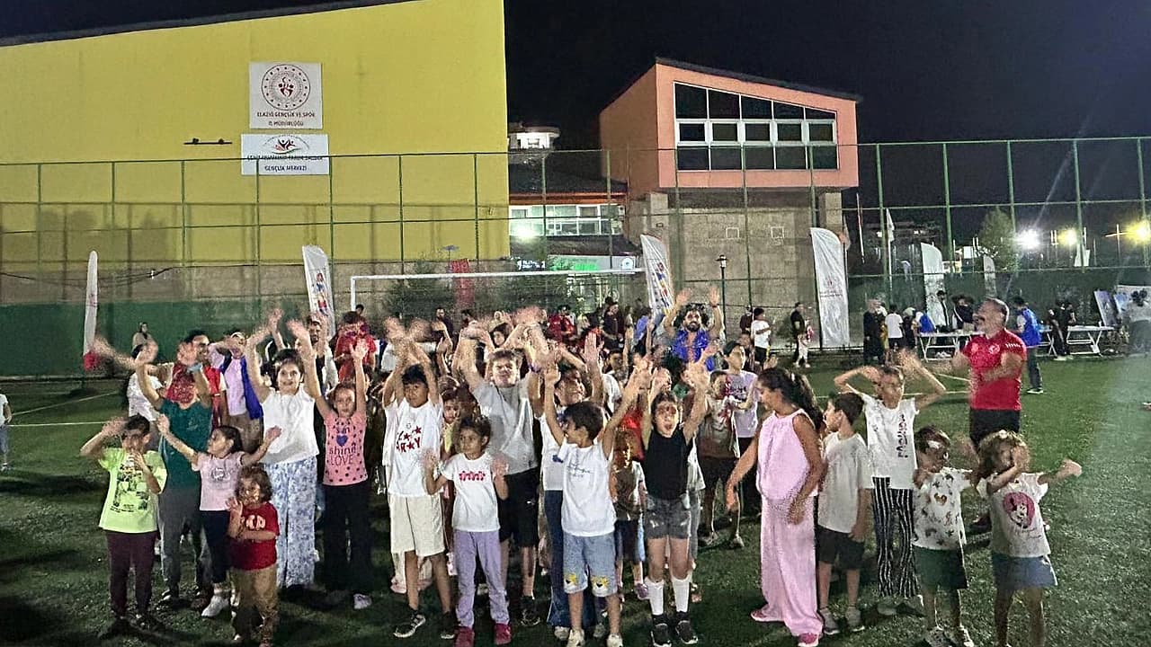 Gençlerin yazı, Elazığ Gençlik Merkezi’nde dolu dolu geçti
