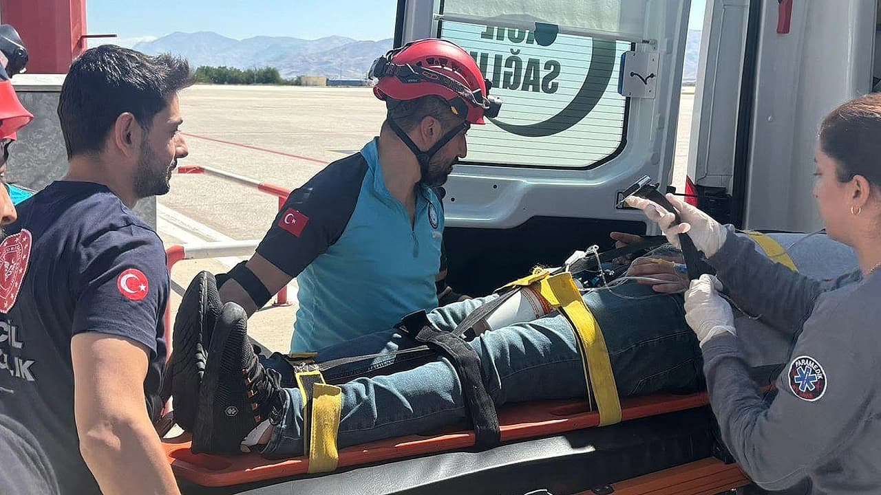 Elazığ Havalimanı'nda deprem tatbikat