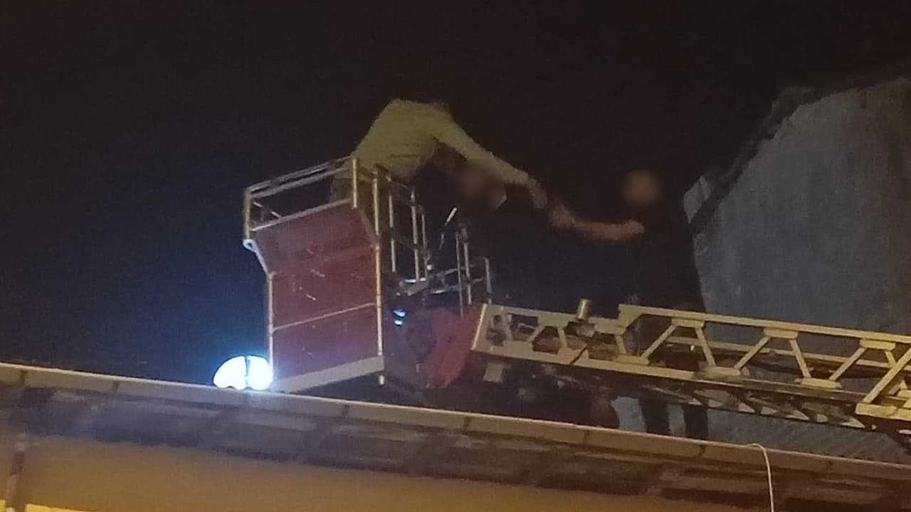 Elazığ’da kan donduran cinayetin zanlısı itfaiye merdiveniyle yakalandı
