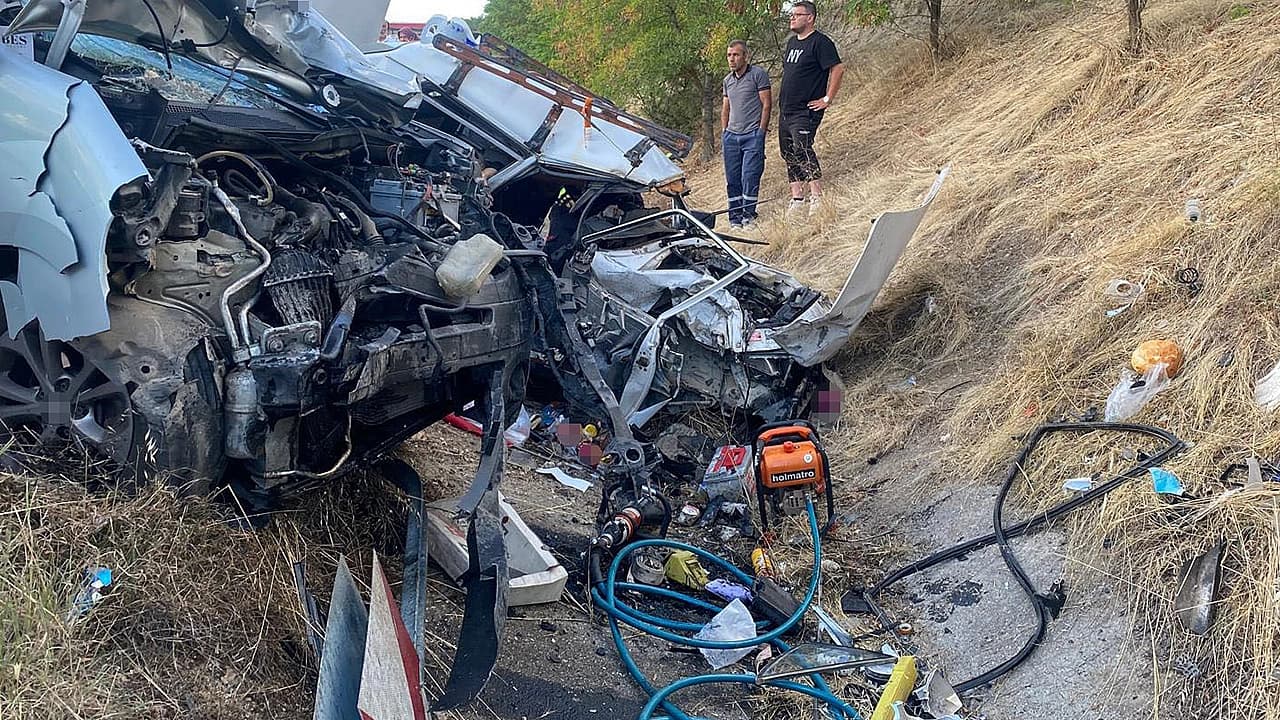 Feci kaza! 1 ölü, 5 yaralı