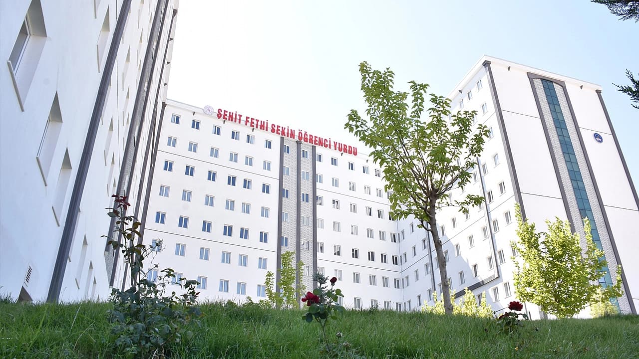 Milletvekili Keleş: ‘GSB Elazığ yurtlarına başvuran tüm öğrenciler yerleşti’
