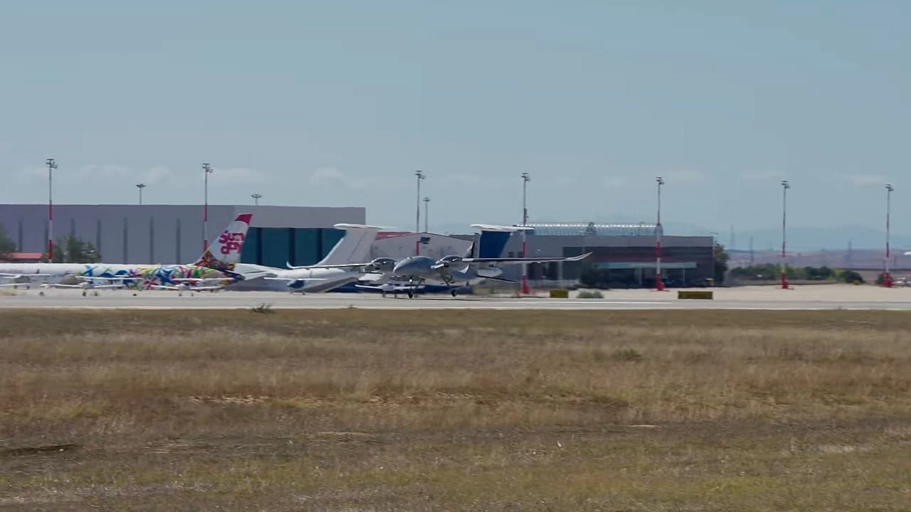 Akıncı’dan 250 kilometrenin üzerinde tam isabet