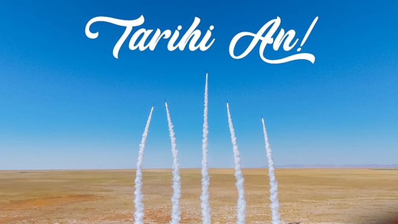 TEKNOFEST 2026’da tarihi an! 5 roket aynı anda ateşlendi