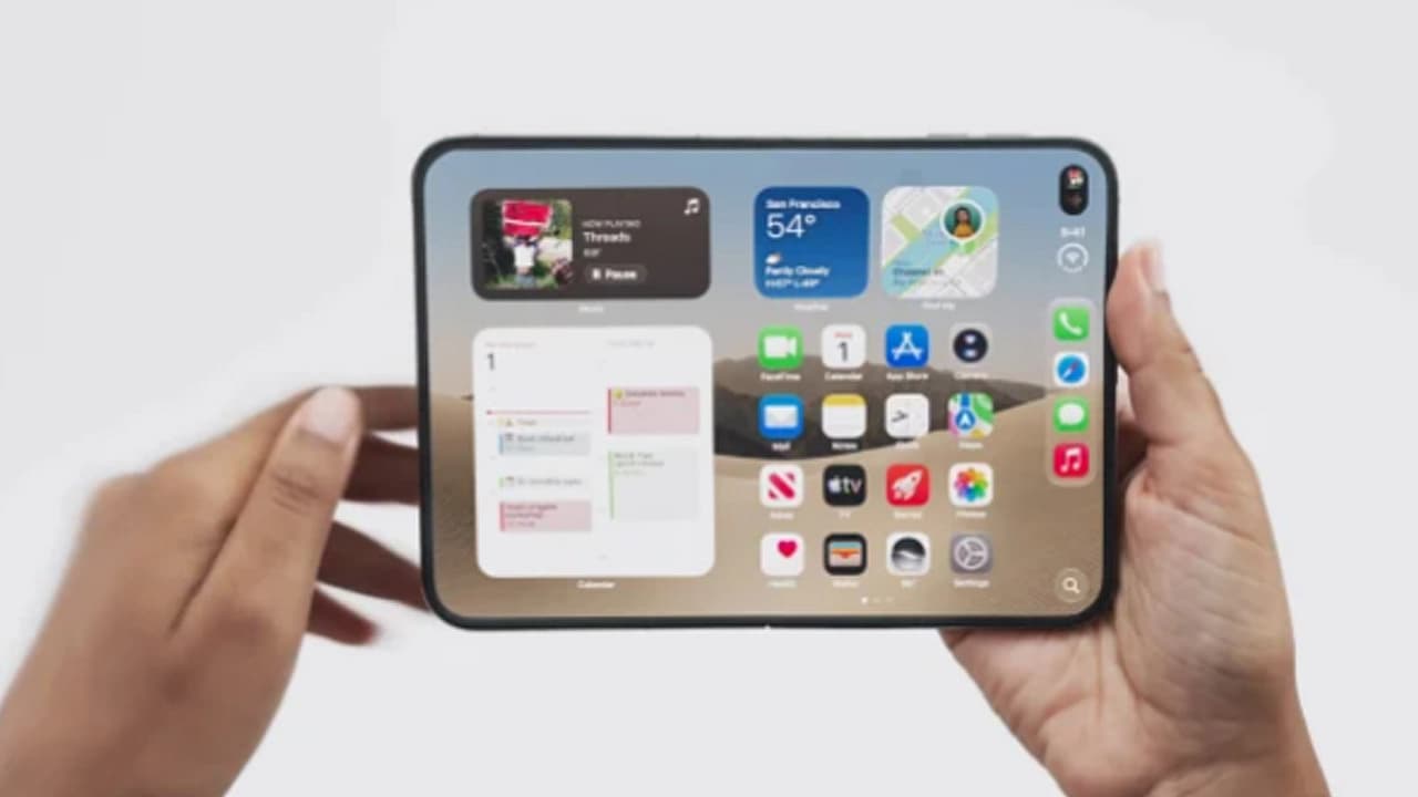 iPhone Duo ön siparişte rekor kırdı: Stoklar 2 dakikada tükendi