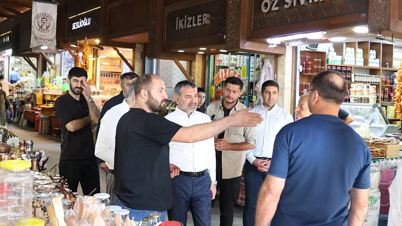 Başkan Şerifoğulları’ndan Ahilik Haftası’nda esnaf ziyareti