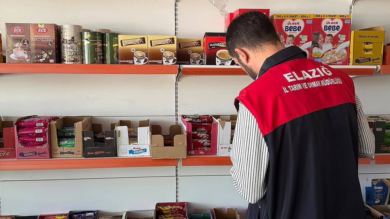 Palu’da marketlere gıda denetimi
